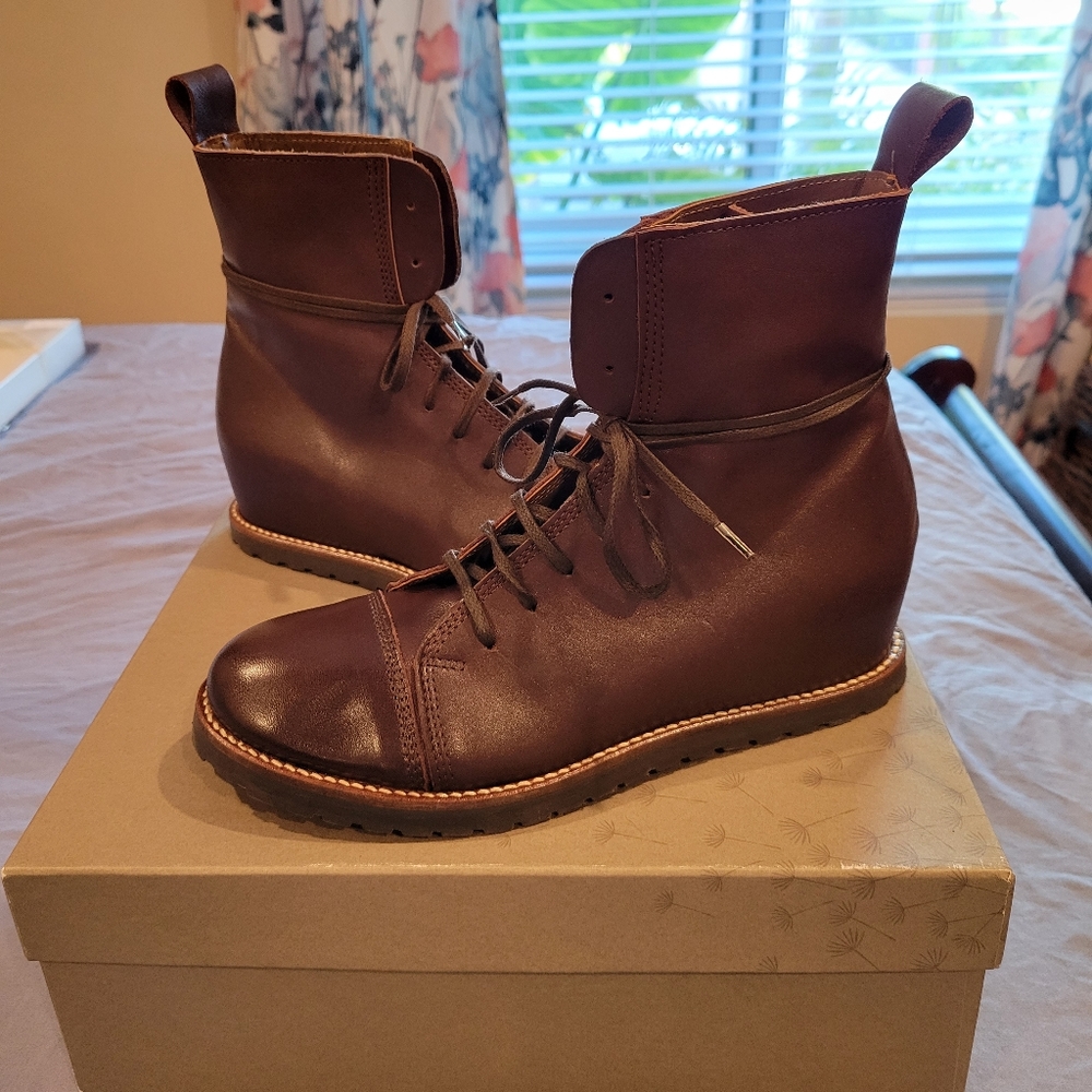 Hidden wedge leather combat boots